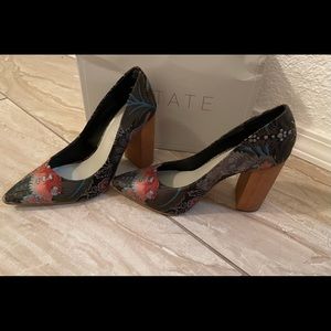 1. State Valencia Block Heel Pump